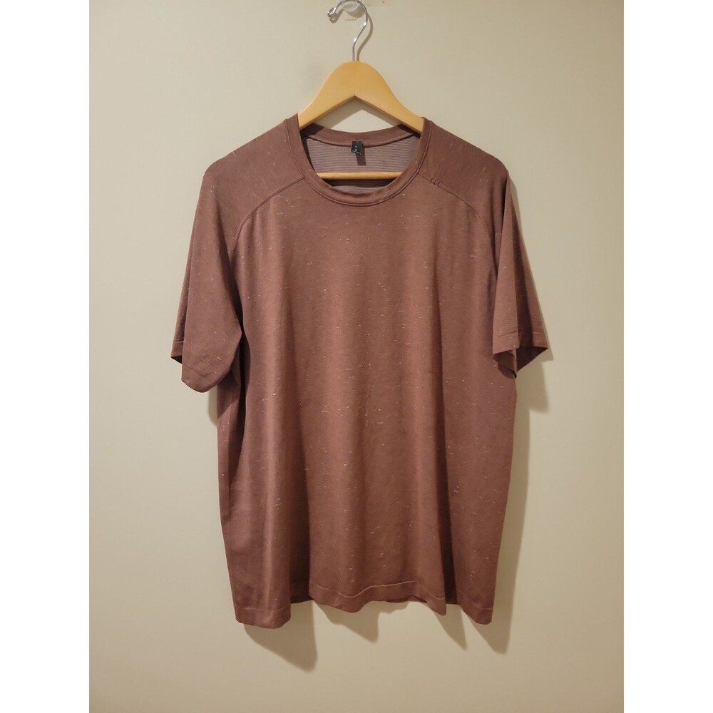 Lululemon Metal Vent Tech Long Sleeve Top Size XL Sporty Athletic Stretch